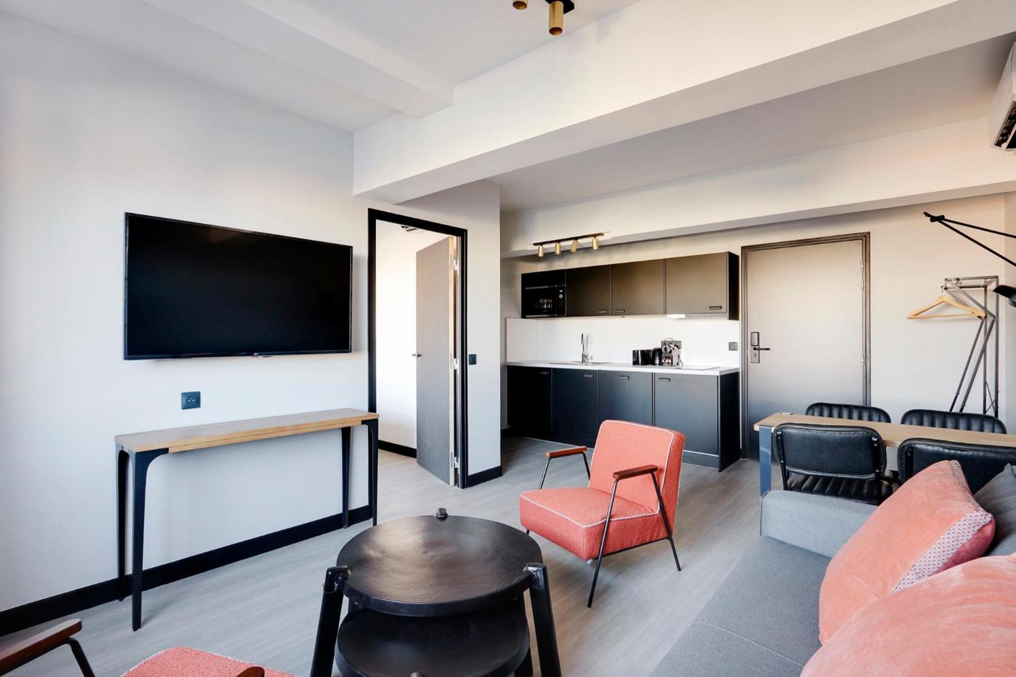 North Paris Suite Экстерьер фото