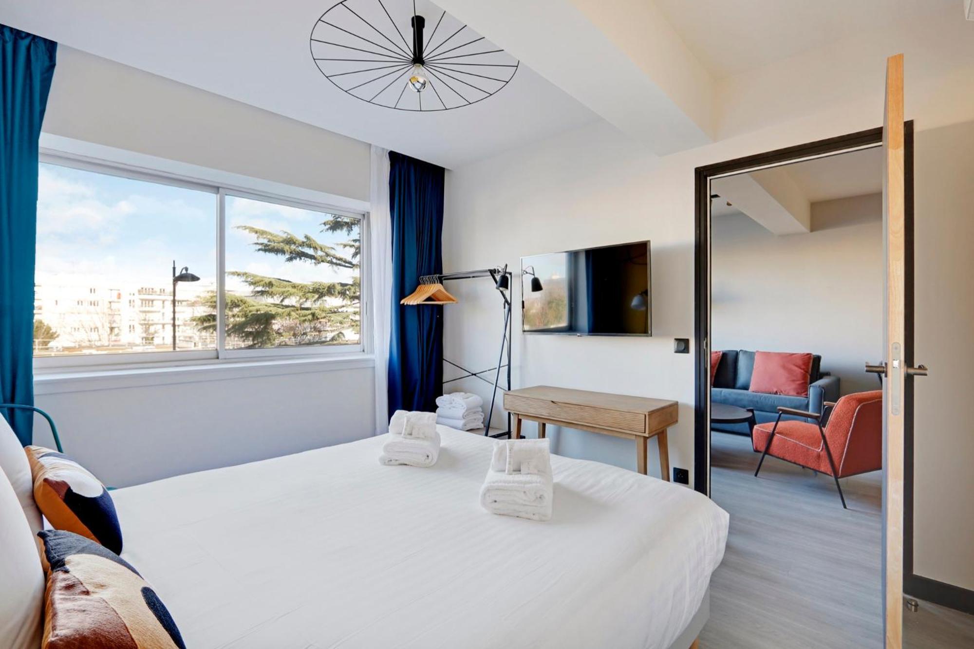 North Paris Suite Экстерьер фото